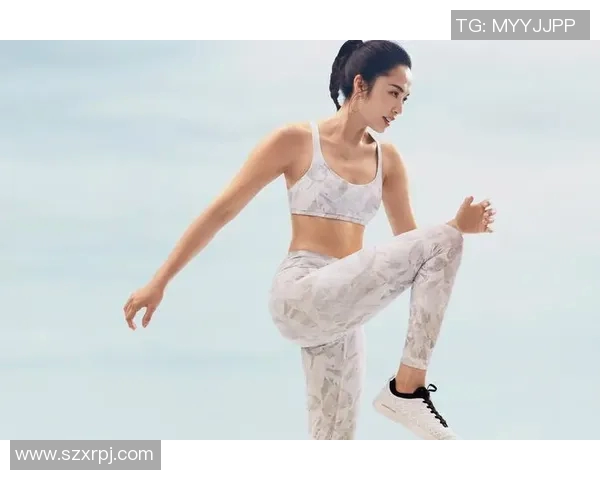 姚晨运动天赋与足球才华双重身份解析 高清照片展现男足球星风采 姚晨运动天赋与足球才华双重身份解析 高清照片展现男足球星风采