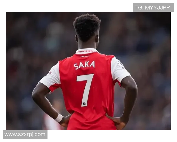 传奇足球巨星皮雷斯的辉煌职业生涯与贡献解析